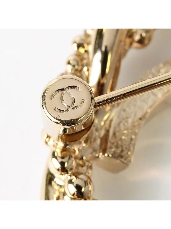 Chanel Brooch - Picture 5 of 6